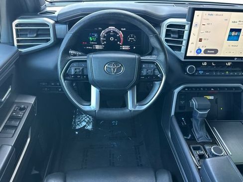 Used 2023 Toyota Tundra Platinum AWD/4WD image 16