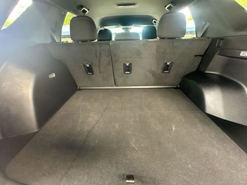 Used 2026 Chevrolet Equinox LT FWD image 25