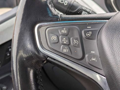 Used 2019 Chevrolet Bolt Premier w/ Infotainment Package image 23