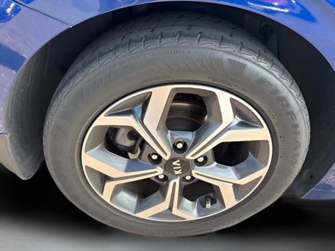 Used 2019 Kia Forte LXS image 34