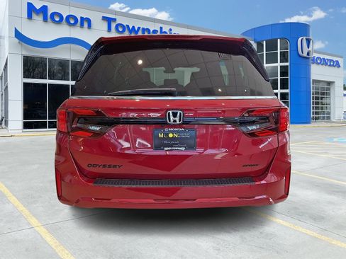 New 2026 Honda Odyssey Sport-L image 5