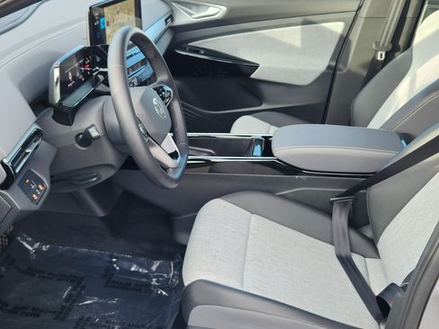 Used 2023 Volkswagen ID.4 Pro image 13