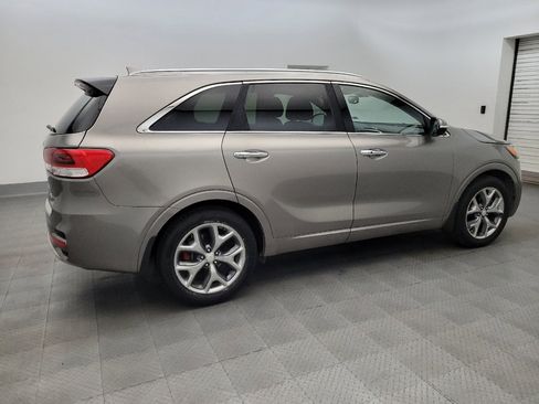 Used 2016 Kia Sorento SX FWD image 10