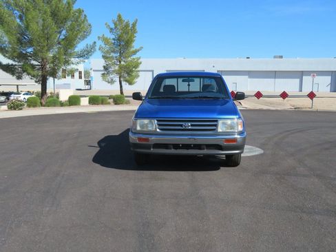 Used 1995 Toyota T100 DX image 11