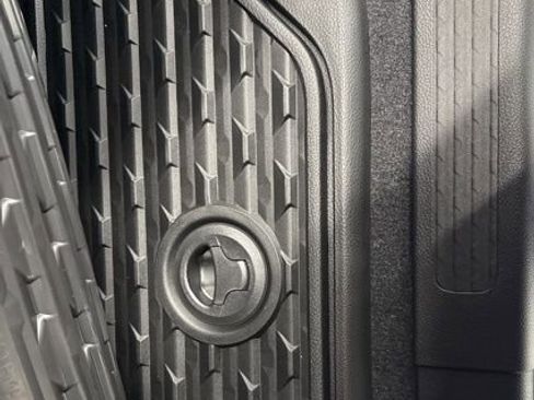 New 2026 RAM 1500 Big Horn AWD/4WD image 16