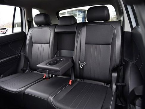 Certified 2022 Volkswagen Tiguan SE image 20