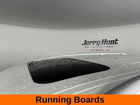 Used 2024 INFINITI QX80 Luxe image 13