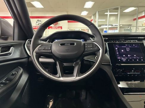 New 2026 Jeep Grand Cherokee Laredo X AWD/4WD image 16
