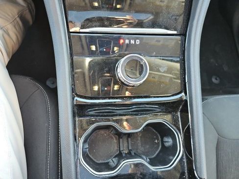 Used 2021 Jeep Grand Cherokee L Laredo w/ Luxury Tech Group I image 16