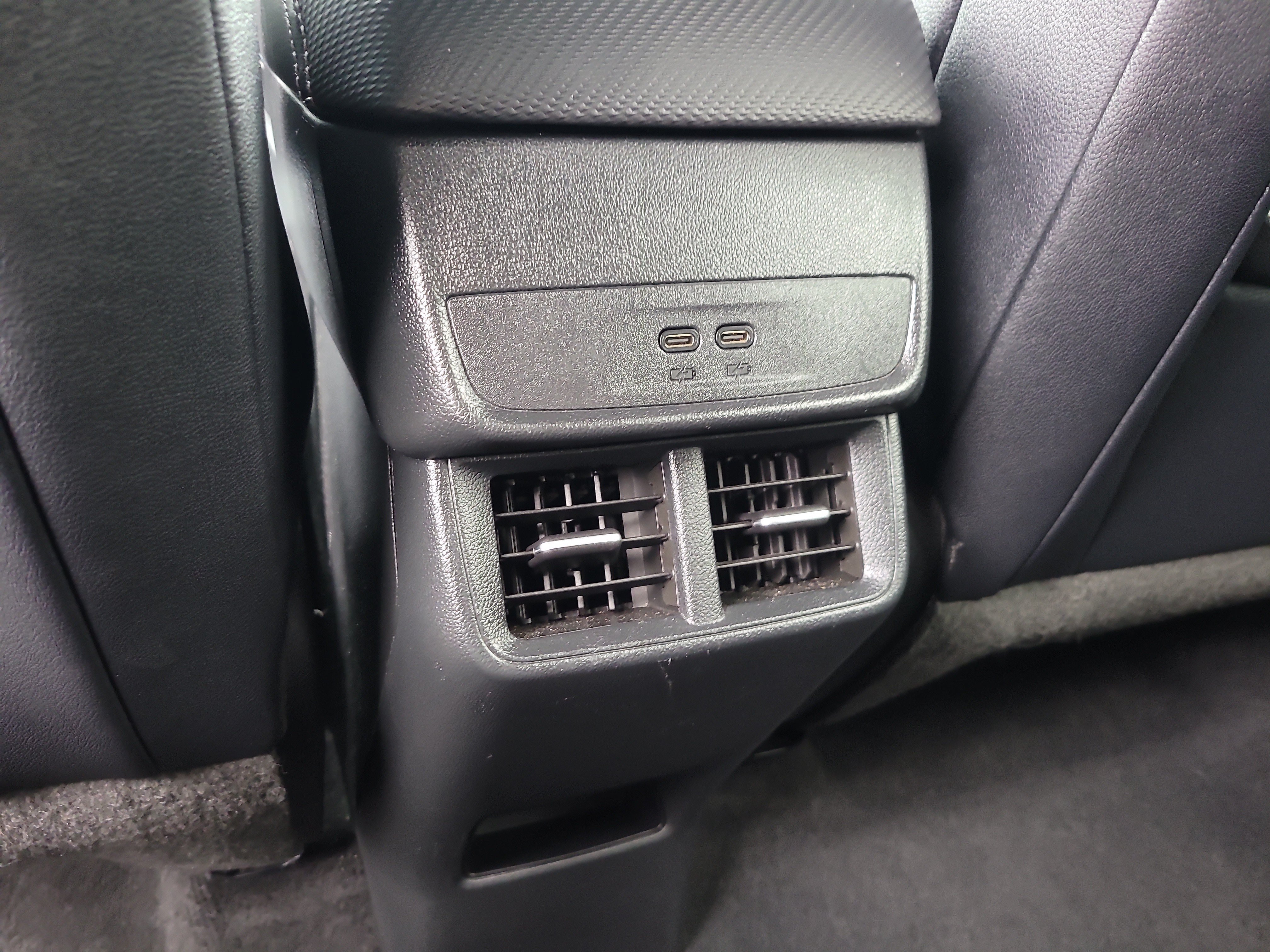 Used 2025 Chevrolet Equinox LT w/ Convenience Package II FWD image 13