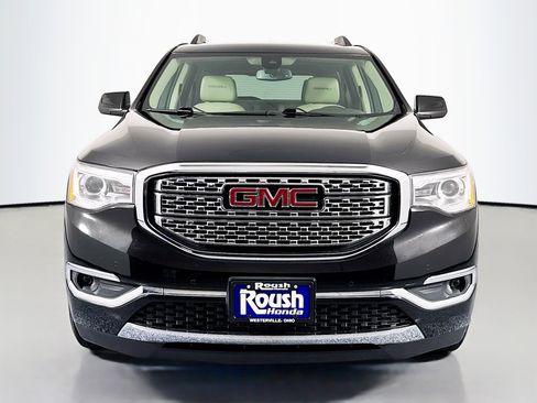 Used 2018 GMC Acadia Denali image 2