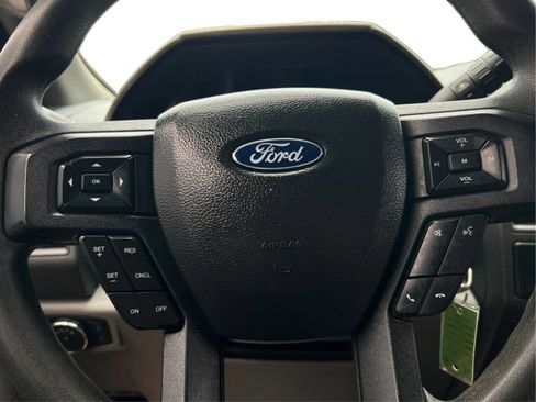 Used 2022 Ford F250 XL w/ STX Appearance Package AWD/4WD image 22