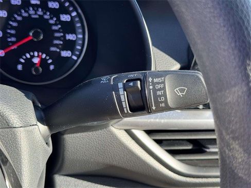 Used 2023 Kia Forte LXS w/ LXS Technology Package image 25