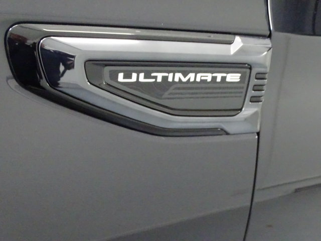 Certified 2026 GMC Yukon Denali Ultimate w/ LPO, Floor Liner Package AWD/4WD image 26