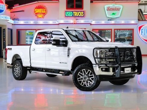 Used 2019 Ford F250 Lariat w/ Lariat Value Package image 1