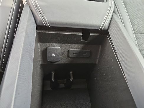 Used 2025 Ford Mustang Mach-E GT AWD/4WD image 35