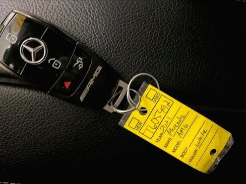 Used 2021 Mercedes-Benz GLB 35 AMG 4MATIC image 11