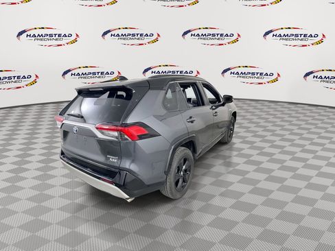 Used 2020 Toyota RAV4 XSE AWD/4WD image 8