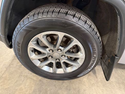 Used 2014 Jeep Grand Cherokee Limited AWD/4WD image 50