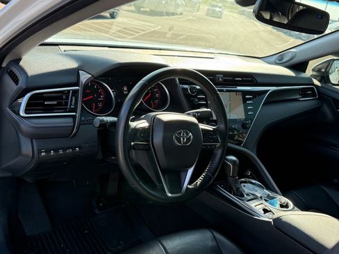 Used 2018 Toyota Camry XSE w/ Driver Assist Package image 4
