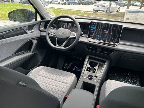 New 2026 Volkswagen Tiguan S FWD image 9