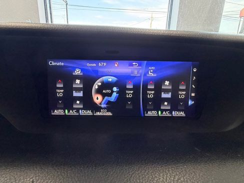 Used 2016 Lexus GS 200t image 46