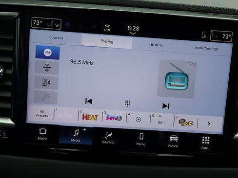 New 2026 Chrysler Voyager LX image 18