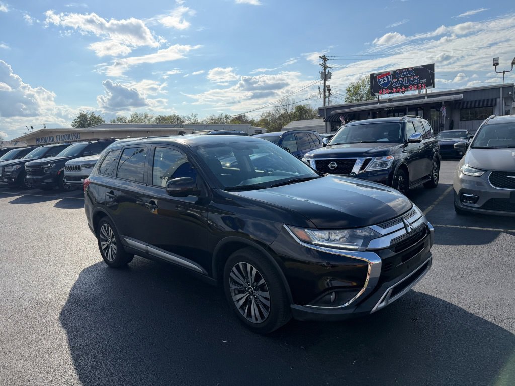 Used 2019 Mitsubishi Outlander LE FWD image 2