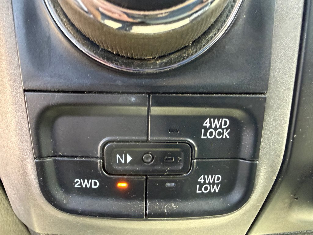 Used 2017 RAM 1500 Express AWD/4WD image 12