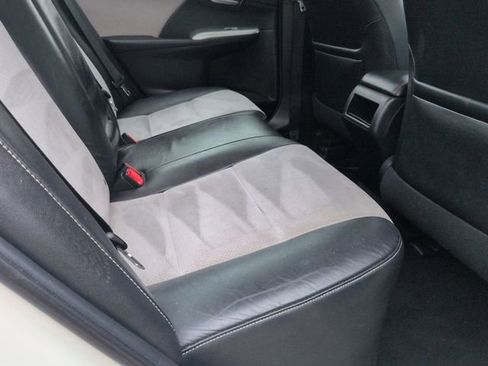 Used 2012 Toyota Camry SE image 26