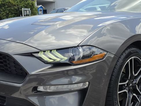 Used 2020 Ford Mustang Premium RWD image 10