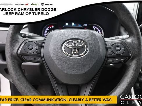Used 2024 Toyota RAV4 XLE FWD image 15