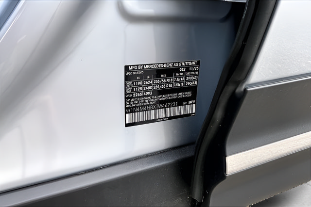 Certified 2026 Mercedes-Benz GLB 250 4MATIC image 31