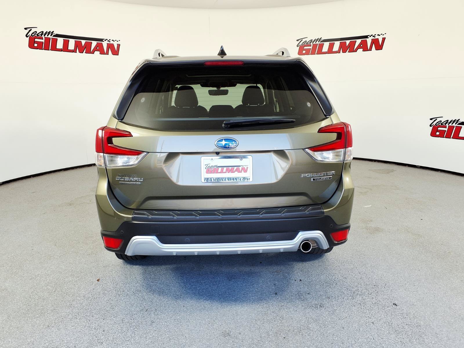 Used 2024 Subaru Forester Touring w/ POP Package 3 AWD/4WD image 9