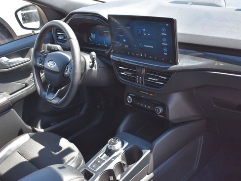Used 2023 Ford Escape ST-Line Select w/ Tech Pack #2 AWD/4WD image 11