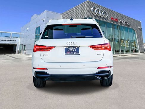 Used 2023 Audi Q3 2.0T Premium Plus w/ Premium Plus Package image 3