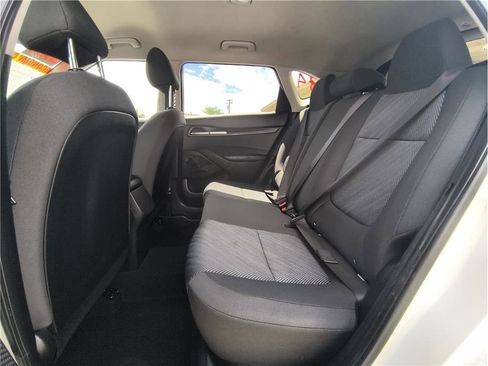 Used 2023 Kia Seltos LX image 9