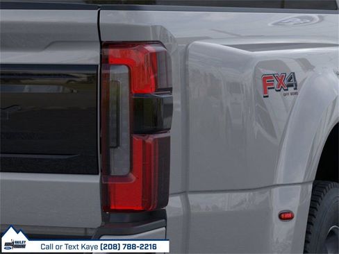 New 2026 Ford F450 Platinum image 21