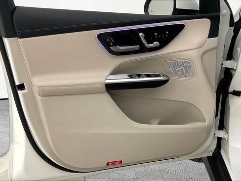 Certified 2023 Mercedes-Benz GLC 300 4MATIC image 20