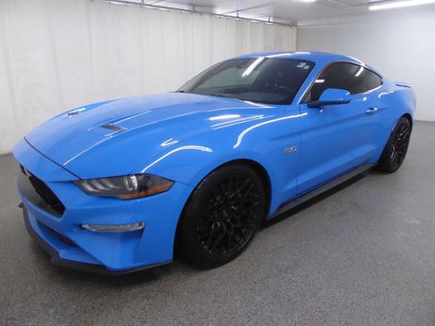 Used 2022 Ford Mustang GT w/ Equipment Group 301A RWD image 3