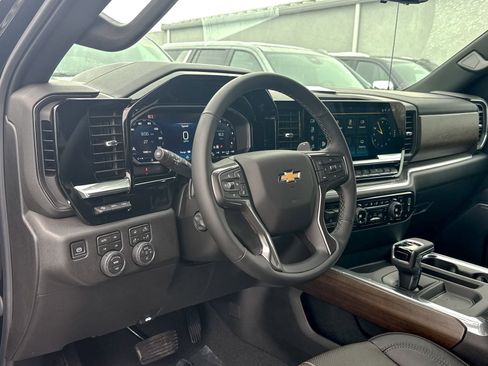 Certified 2026 Chevrolet Silverado 1500 High Country w/ High Country Premium Package image 15