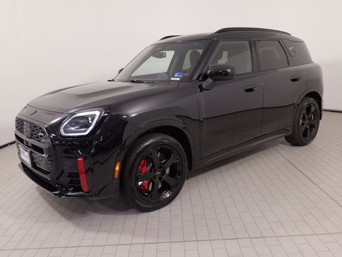 Used 2025 MINI Cooper Countryman John Cooper Works w/ Comfort Package Max AWD/4WD image 1