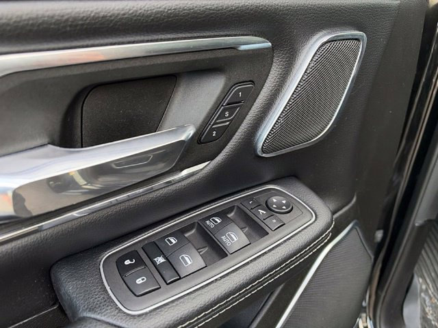 Used 2024 RAM 1500 Laramie AWD/4WD image 21