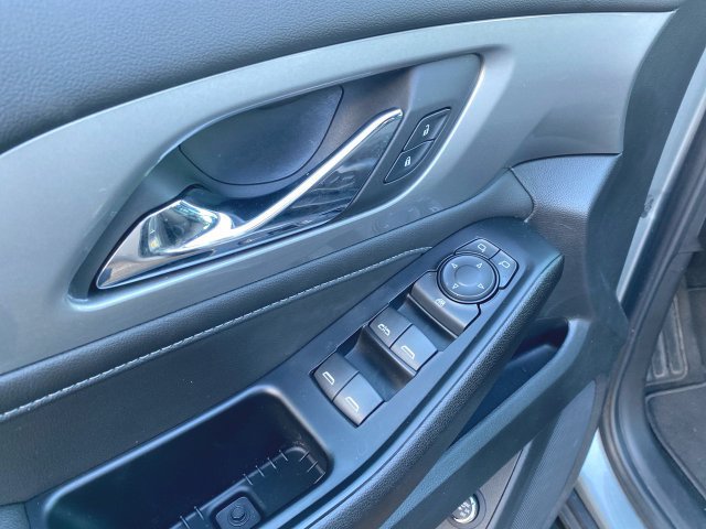 Used 2023 Chevrolet Traverse LT AWD/4WD image 22