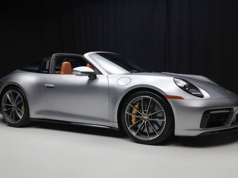 Used 2024 Porsche 911 Targa 4S image 31