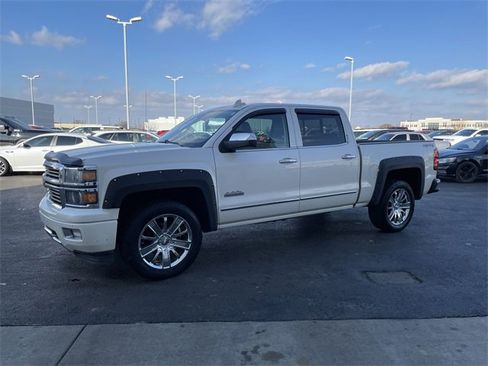 Used 2015 Chevrolet Silverado 1500 High Country w/ High Country Premium Package image 2