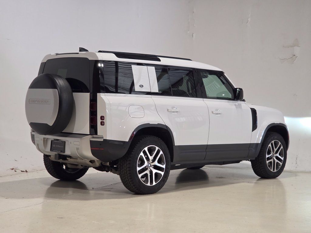 Certified 2024 Land Rover Defender 110 S AWD/4WD image 5
