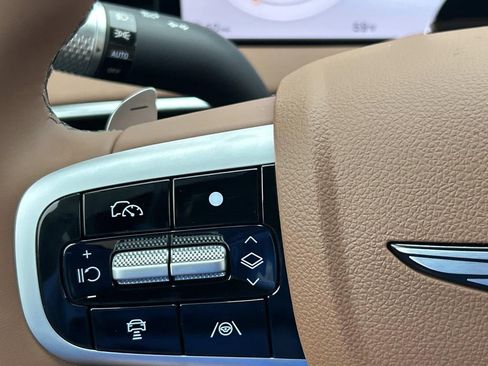 New 2026 Genesis GV70 2.5T Advanced image 31