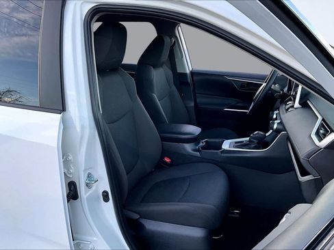 Used 2025 Toyota RAV4 LE image 14