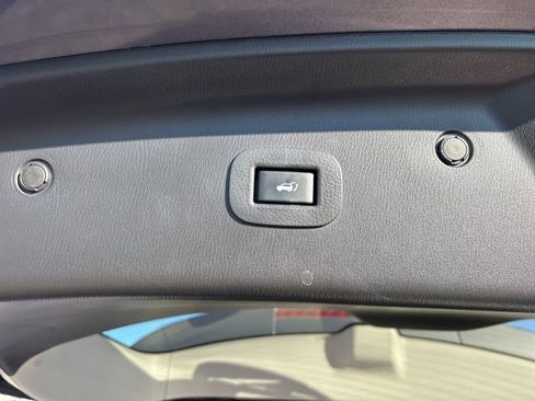 Used 2024 INFINITI QX80 Premium Select w/ Cargo Package image 35